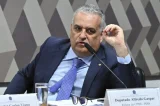 Relator da CPMI manda recado a Lula: “Fique com raiva da sua base”