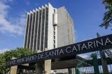 Metade dos 20 juízes estaduais do país com maiores supersalários é aposentada