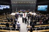Pacote vergonhoso privilegia elite do serviço público