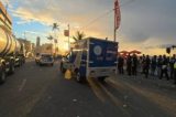 Jovem morre atropelada por caminhão de limpeza enquanto brincava com amigos no circuito do Carnaval de Salvador
