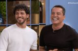 Leo Dias surge com namorado na TV e troca beijo ao vivo Leo Dias surge com namorado na TV e troca beijo ao vivo
