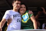 Nikolas Ferreira rebate críticas e defende Michelle Bolsonaro: “Deixa ela viver o calvário dela”