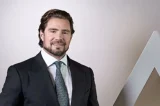 Um dia antes de prisão, Daniel Vorcaro pesquisou quem era juiz responsável por investigação