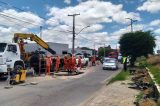 Prefeitura de Juazeiro informa interdição temporária de uma das vias da Avenida Raul Alves para reforço na estrutura da galeria de água pluvial.