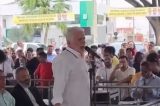 Mulher interrompe discurso de Wagner, declara apoio a Neto e é retirada de evento do PT em Itapetinga
