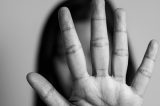 Relatos de violência sexual contra estudantes cresceu mais de 5% na Bahia em 2026