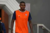Ex-atacante do Vitória projeta estreia no exterior após pré-temporada de destaque