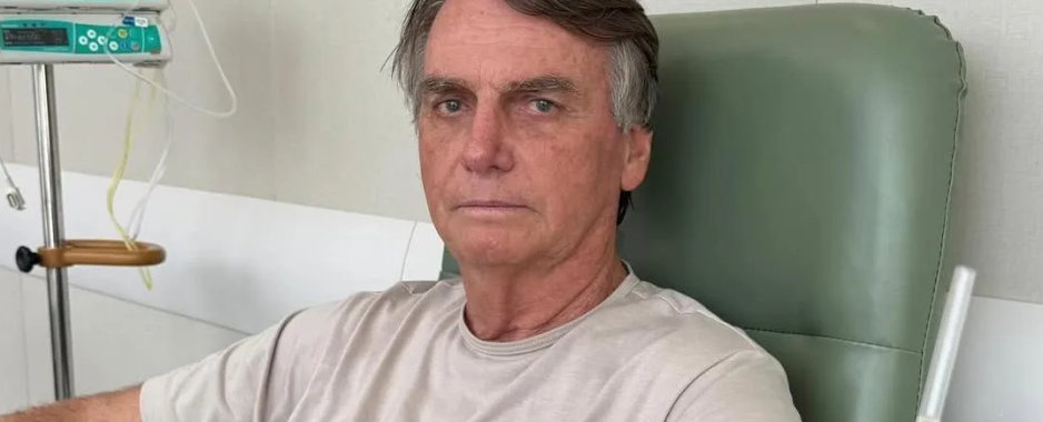 Apreensão de arma de Bolsonaro reduz chance de Moraes prorrogar prisão domiciliar Apreensão de arma de Bolsonaro reduz chance de Moraes prorrogar prisão domiciliar