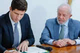 João Campos deixa cargo sem repassar R$ 1 dos precatórios aos professores; R$ 328 milhões já foram usados para leilão do Itaú, rombo da previdência e dívidas com empresas próximas do PSB
