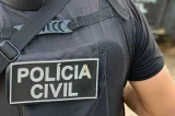 Filho é preso em flagrante após agredir a própria mãe e quebrar móveis na Bahia