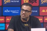 Treinador com passagem pela dupla Ba-Vi diz que terá jogador ao seu lado nas coletivas e motivo surpreende