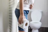 Saiba por que acordar para urinar à noite pode ser um sinal de alerta