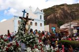 Em Milagres, Jerônimo Rodrigues une devoção, cultura e entregas para mobilidade e saúde