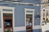 Casa dos Frios é condenada a indenizar cliente negro por confundí-lo com assaltante, no Recife