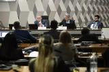 CPI do Crime Organizado rejeita relatório que pedia indiciamento de Toffoli, Moraes, Gilmar e Gonet