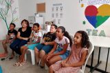 Prefeitura de Juazeiro realiza atividade sobre conscientização do autismo com crianças no CRAS da Malhada da Areia