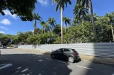 Com menor efetivo de guardas municipais e sem plano de segurança, Prefeitura do Recife fecha praça no Derby para evitar uso por população de rua
