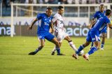 Vitória empata com o Confiança, mas avança em primeiro do grupo na Copa do Nordeste