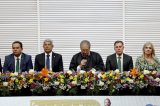 Governador destaca papel da Justiça Eleitoral durante posse da nova presidência do TRE-BA