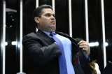 Alcolumbre impõe prazo para avaliar novo indicado ao STF