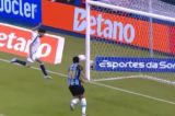 Carrasco do Bahia, atacante desejado no Vitória perde gol inacreditável e torcida detona: “Fez o impossível”