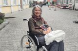 Brasileira com doença degenerativa vai à Suíça para suicídio assistido