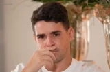 Ex-jogador relembra momento em que coração parou por dois minutos: “Meu filho falava ‘volta, pai’”