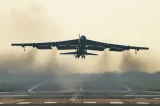 EUA sobrevoa Irã com bombardeiros nucleares pela 1ª vez