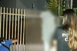 Homem tenta pular portão da casa de amigo e morre com a cabeça presa nas grades