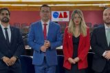 Justiça freia delegado que invadiu escritório com fuzil para prender advogada após postagem em rede social