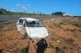 Mulher morre em acidente envolvendo carro e caminhão na Bahia