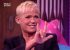 Xuxa enrolada no xale da doida Xuxa enrolada no xale da doida