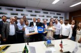 Entregas e obras estruturantes ampliam atendimento do Estado à população de Piripá