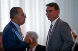 Flávio Bolsonaro vai a culto da Malafaia para reconciliação após atritos no início do ano