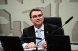 Flávio Bolsonaro não assinou três das cinco CPIs sobre o Master que poderia apoiar