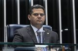 Alcolumbre promulga lei que reduz pena de Bolsonaro após Lula deixar prazo expirar