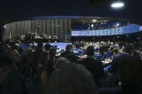 Metade do Senado apoia PEC alternativa à da Câmara da escala 6 x 1