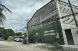 Agência de intercâmbio contratada pela Prefeitura do Recife está registrada em galpão onde funciona quadra de tênis; parecer do TCE sugeriu acionar PF, mas conselheiros liberaram contratação Agência de intercâmbio contratada pela Prefeitura do Recife está registrada em galpão onde funciona quadra de tênis; parecer do TCE sugeriu acionar PF, mas conselheiros liberaram contratação
