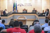 Conselho do TCE-PE livra gestão do PSB no Recife de todos os 14 processos de cautelar julgados no ano; Governo teve 7 licitações suspensas Conselho do TCE-PE livra gestão do PSB no Recife de todos os 14 processos de cautelar julgados no ano; Governo teve 7 licitações suspensas