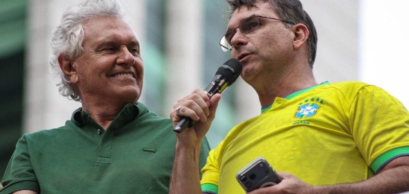 Caiado diz que Flávio “conspirou” contra economia do Brasil por tarifaço