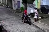 Grupo armado dispara tiros contra homem e rouba moto em Goiana