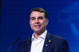 Flávio admite visita