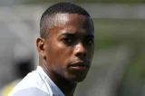 Preso por estupro, Robinho troca advogados e adota nova estratégia para defesa