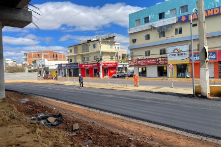 Nova grande rotatória marca avanço histórico da Travessia Urbana e transforma mobilidade no centro de Juazeiro Nova grande rotatória marca avanço histórico da Travessia Urbana e transforma mobilidade no centro de Juazeiro