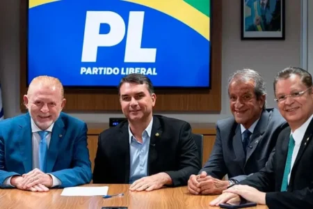PL destina R$ 2,8 milhões para pesquisas eleitorais e de opinião em 2026