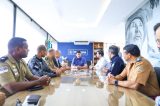 Prefeito de Petrolina reúne forças de segurança para planejamento do São João