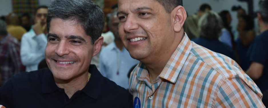 Prefeito de Senhor do Bonfim exalta ACM Neto e reafirma apoio: “Eu tenho lado, eu tenho governador, é ACM Neto”
