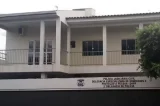 Adolescente é apreendido após tentar matar a mãe a facadas e ferir outra pessoa em festa de aniversário do padrasto
