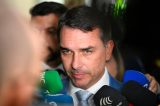 Envolto no caso Master, Flávio critica PT após operação da PF contra Jaques Wagner