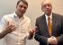 Flávio Bolsonaro visita Eduardo Cunha, mas omite encontro nas redes